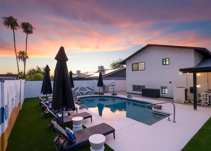 Casa vacanze Sportscourt Hot Tub & Pool Game Cornhole Bbq Glendale