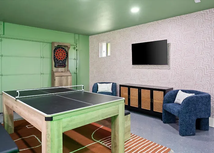 Sportscourt Hot Tub & Pool Game Cornhole Bbq